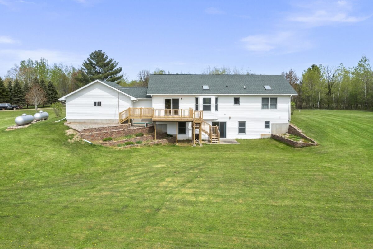 209 30th Street, Clear Lake WI 54005 - Residential house for sale - MLS #1601207 - image47