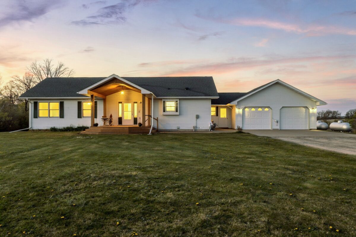209 30th Street, Clear Lake WI 54005 - Residential house for sale - MLS #1601207 - image56
