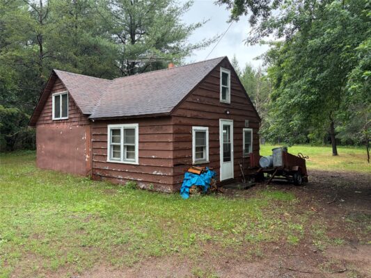 20900 E River Road Grantsburg WI 54840