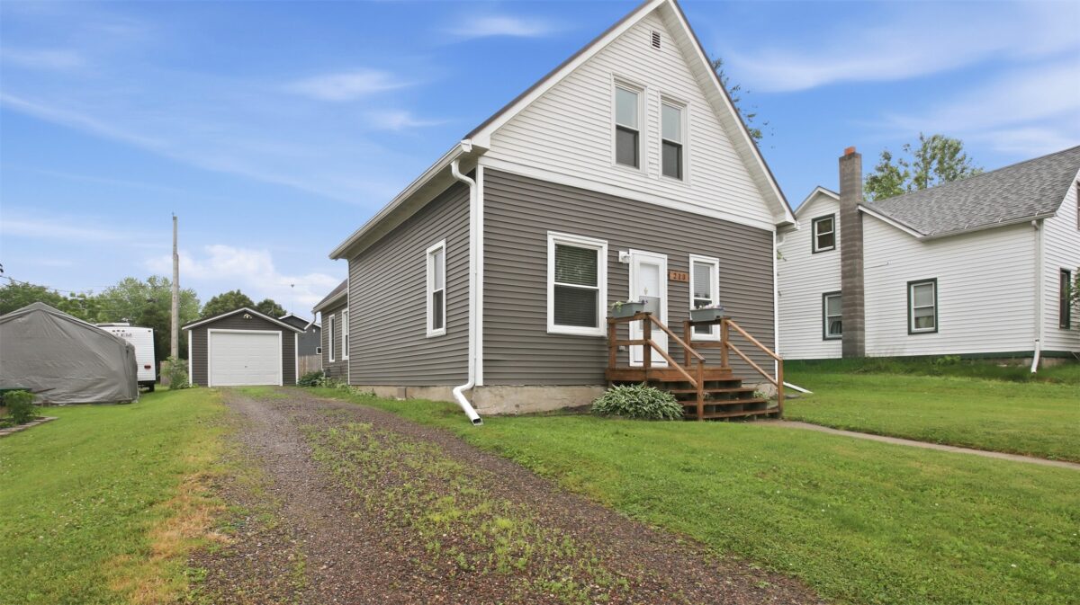 213 Garfield Street, Stanley WI 54768 - Residential house for sale - MLS #1602141 - image2