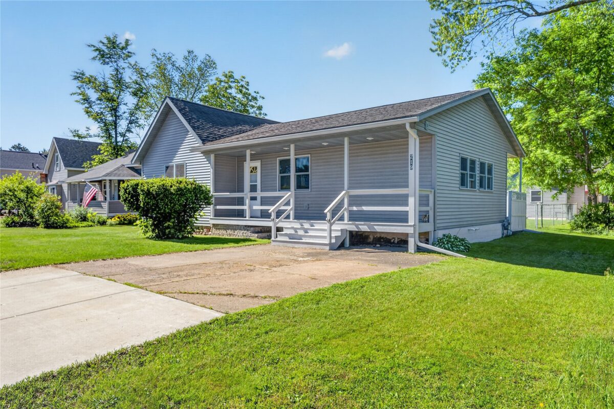 219 Spruce Street, Spooner WI 54801 - Residential house for sale - MLS #1602653 - image2