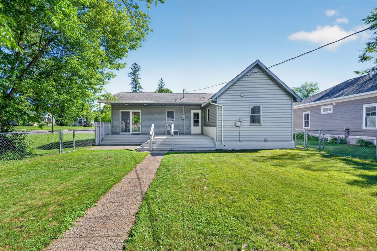 219 Spruce Street, Spooner WI 54801 - Residential house for sale - MLS #1602653 - image3