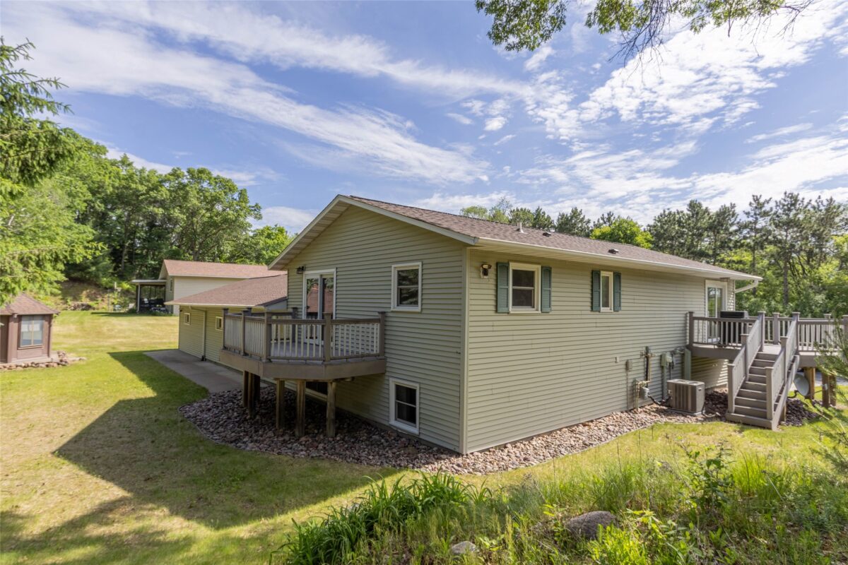 2204 Hillside Drive, Eau Claire WI 54703 - Residential house for sale - MLS #1601741 - image3