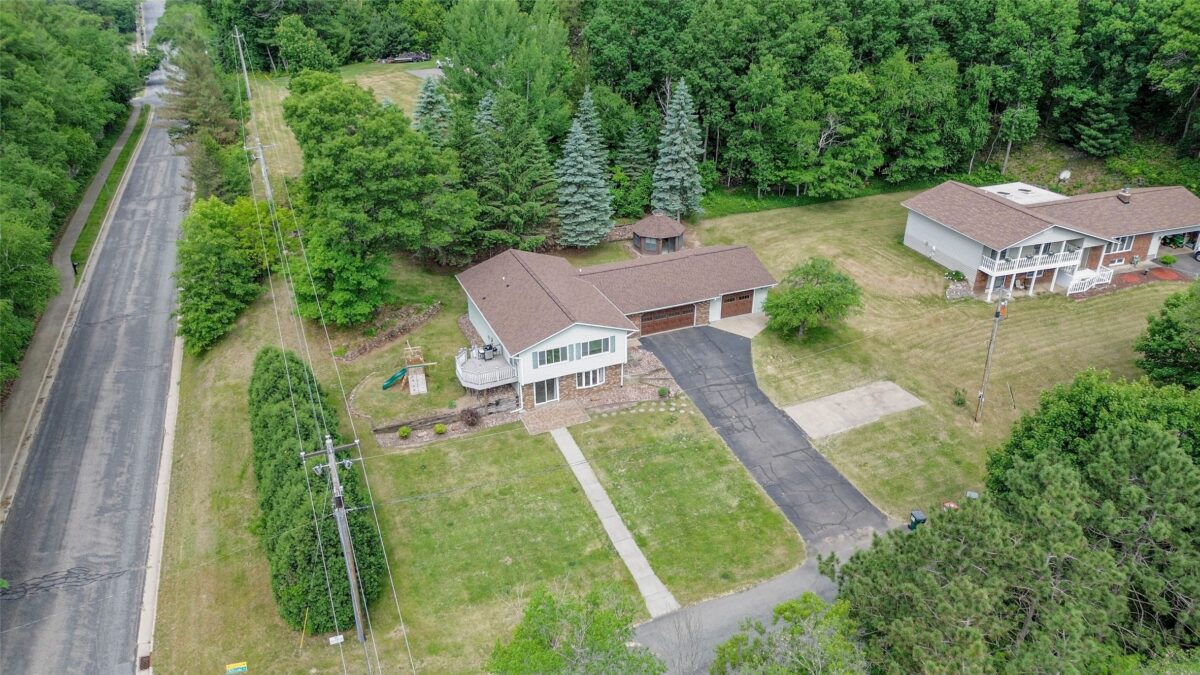 2204 Hillside Drive, Eau Claire WI 54703 - Residential house for sale - MLS #1601741 - image35