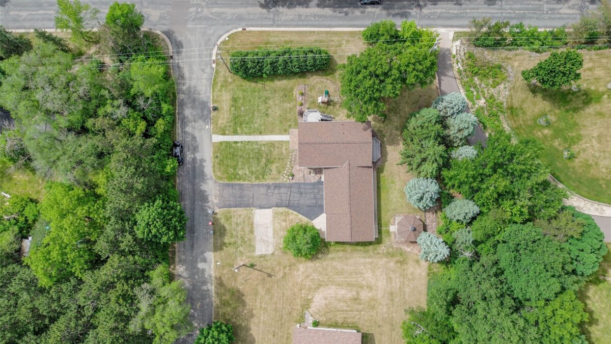 2204 Hillside Drive, Eau Claire WI 54703 - Residential house for sale - MLS #1601741 - image41