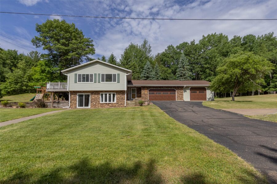 2204 Hillside Drive