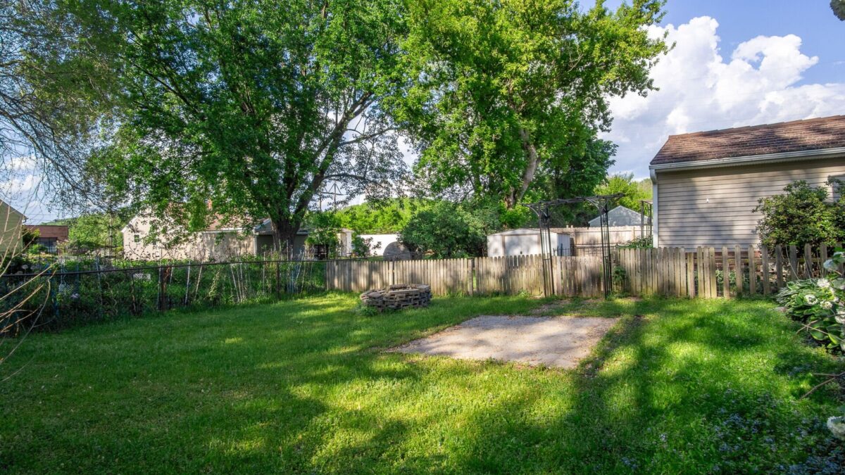 2220 Valley View Place, Eau Claire WI 54703 - Residential house for sale - MLS #1601571 - image12