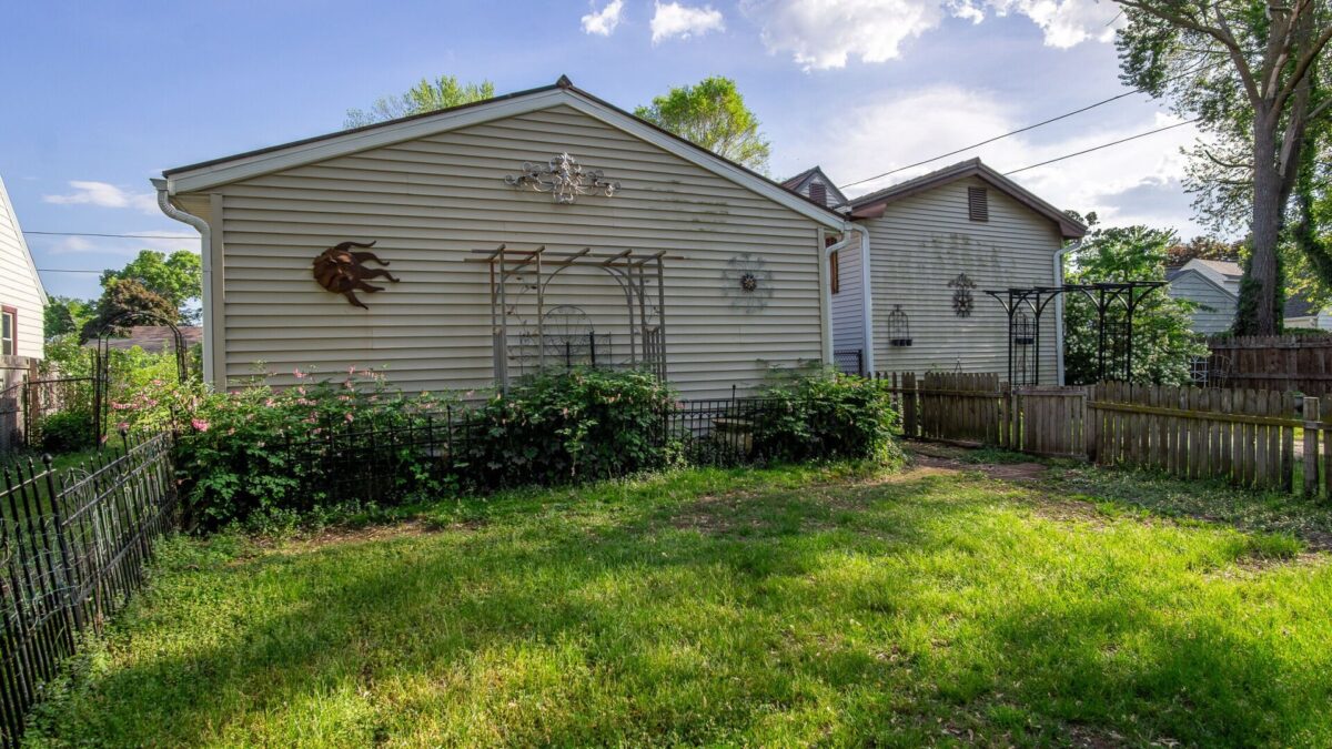 2220 Valley View Place, Eau Claire WI 54703 - Residential house for sale - MLS #1601571 - image18