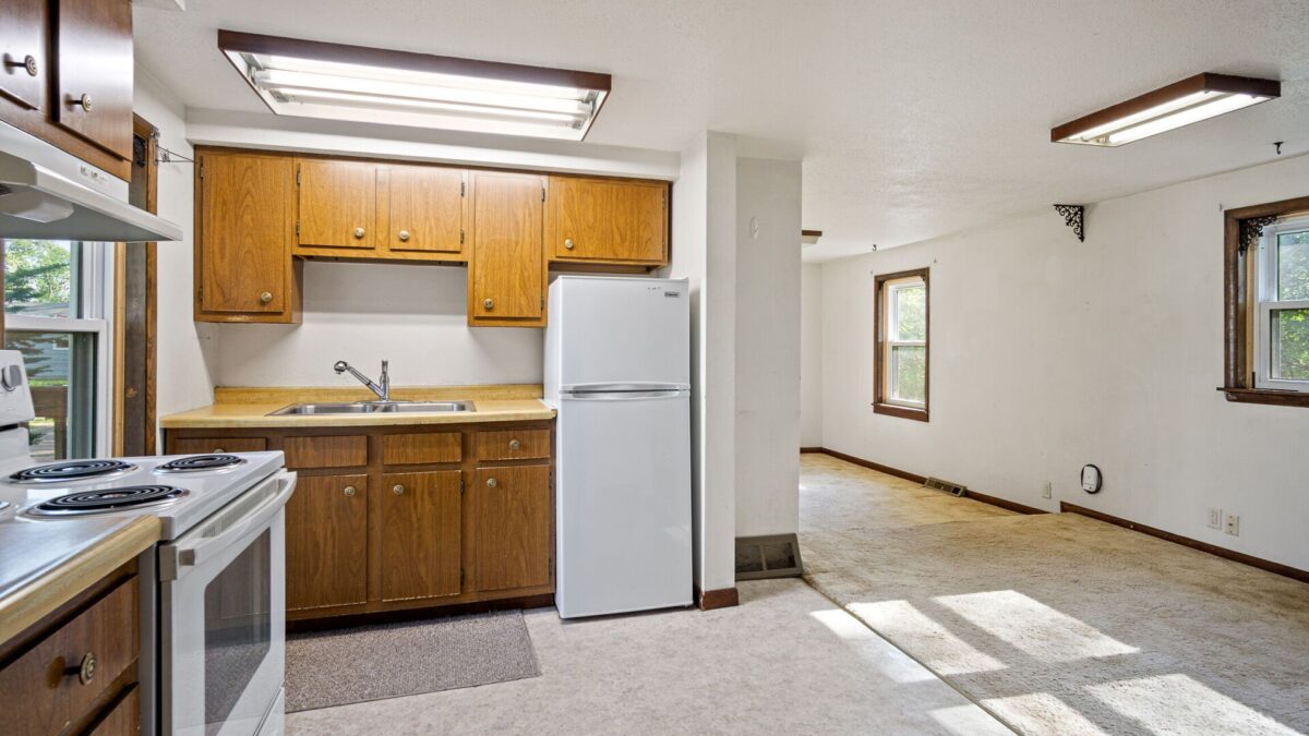 2220 Valley View Place, Eau Claire WI 54703 - Residential house for sale - MLS #1601571 - image3