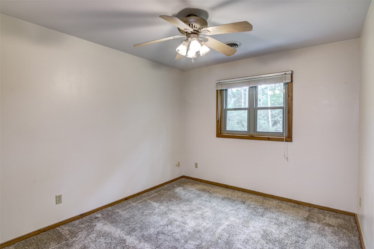 2229 Peterson Avenue, Eau Claire WI 54703 - Residential house for sale - MLS #1601689 - image15
