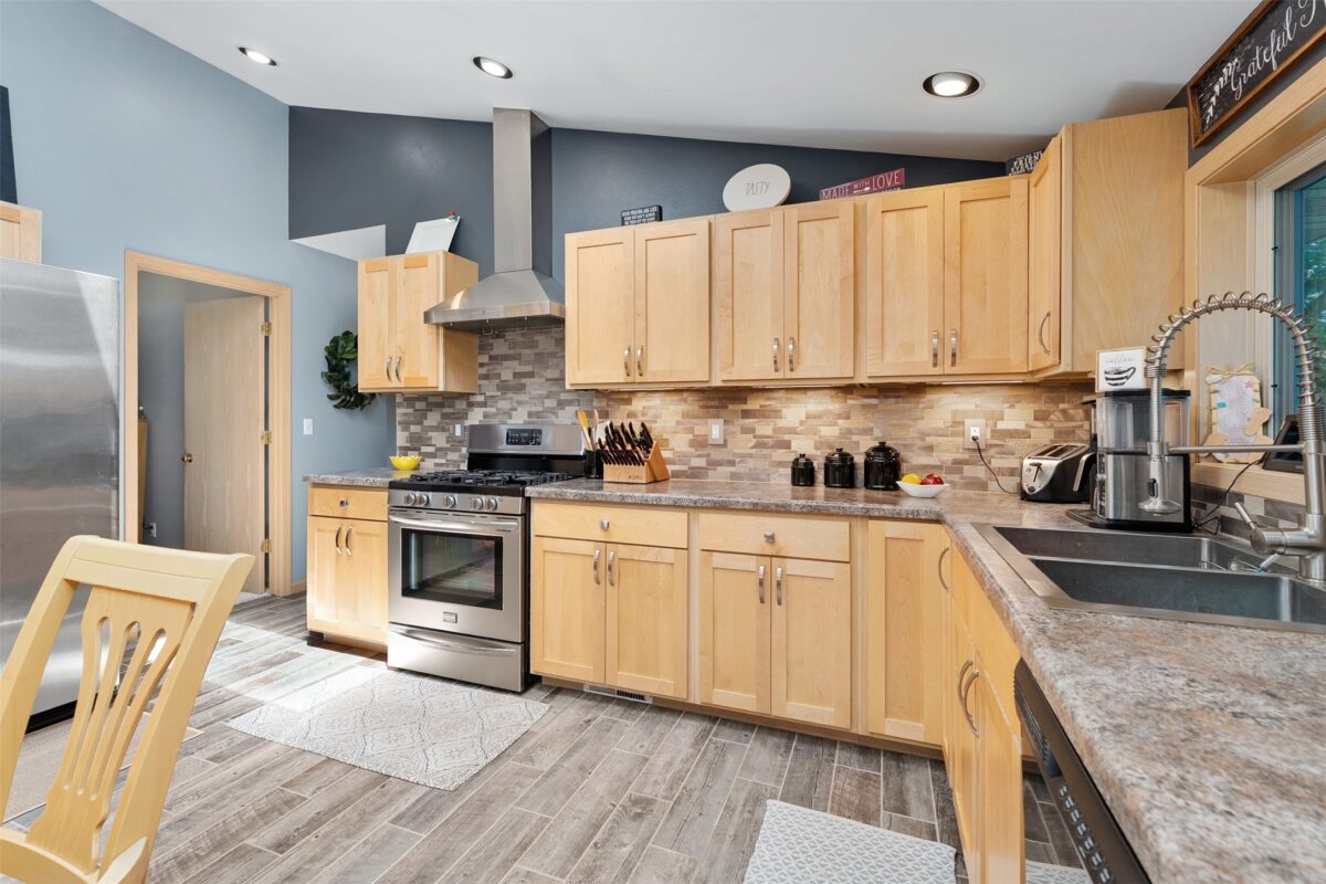 22946 100th Avenue, Cadott WI 54727 - Residential house for sale - MLS #1602429 - image8