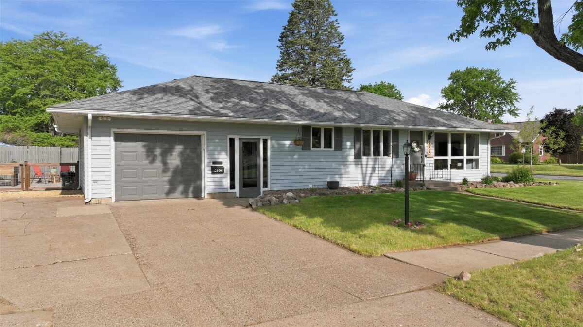 2304 Agnes Street, Eau Claire WI 54701 - Residential house for sale - MLS #1601612 - image3