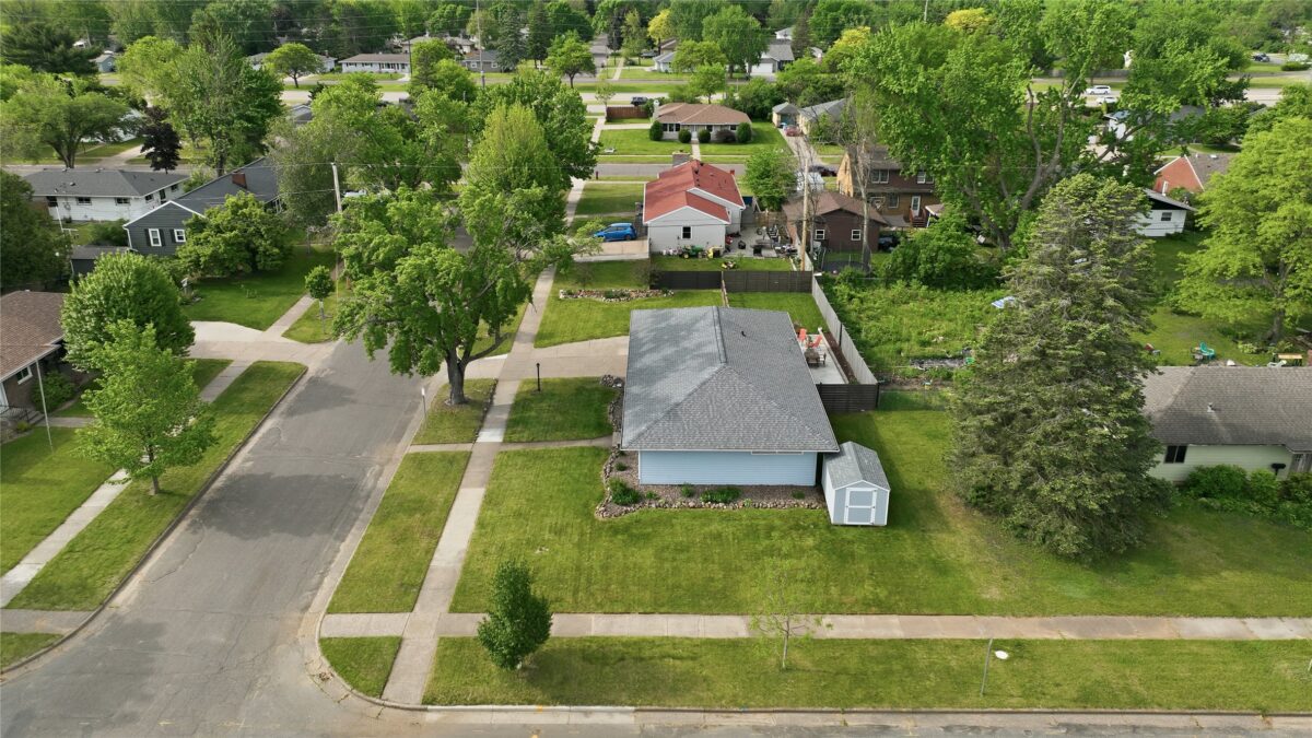 2304 Agnes Street, Eau Claire WI 54701 - Residential house for sale - MLS #1601612 - image8