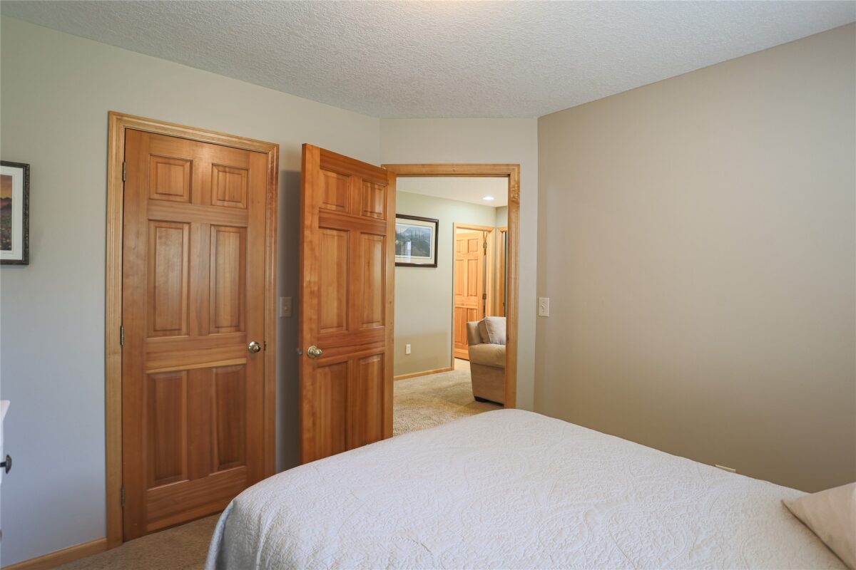 2400 Emerald Bend, Hudson WI 54016 - Residential house for sale - MLS #1601816 - image27