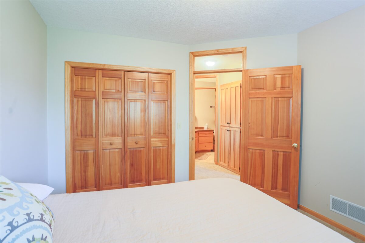 2400 Emerald Bend, Hudson WI 54016 - Residential house for sale - MLS #1601816 - image36