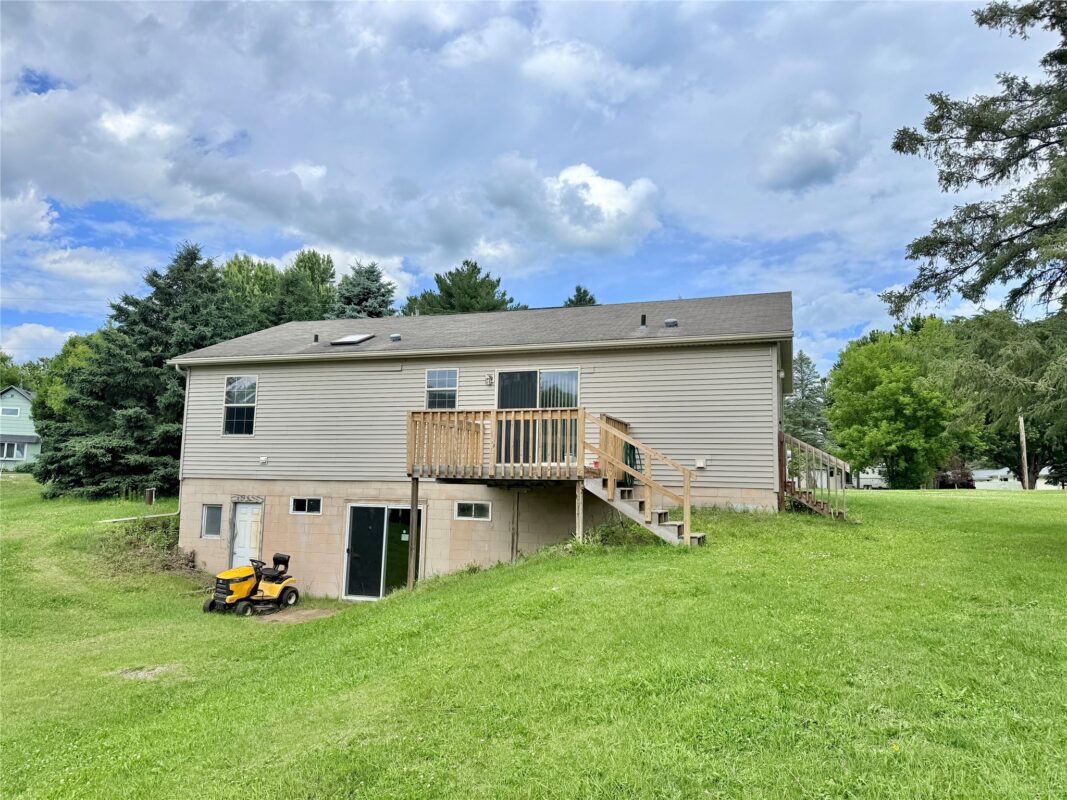 2433 15 1/4 Avenue, Rice Lake WI 54868 - Residential house for sale - MLS #1602666 - image2