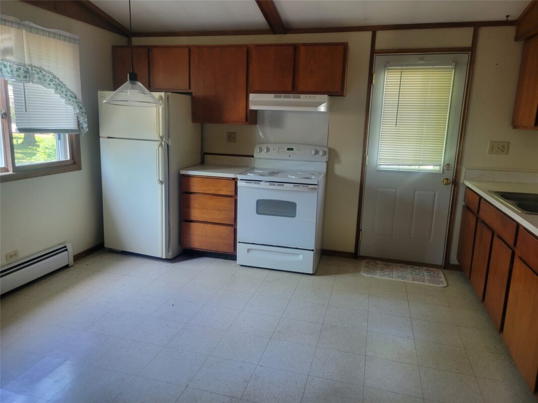 2514/2516 Skeels Avenue, Eau Claire WI 54701 - ResidentialIncome house for sale - MLS #1602313 - image8