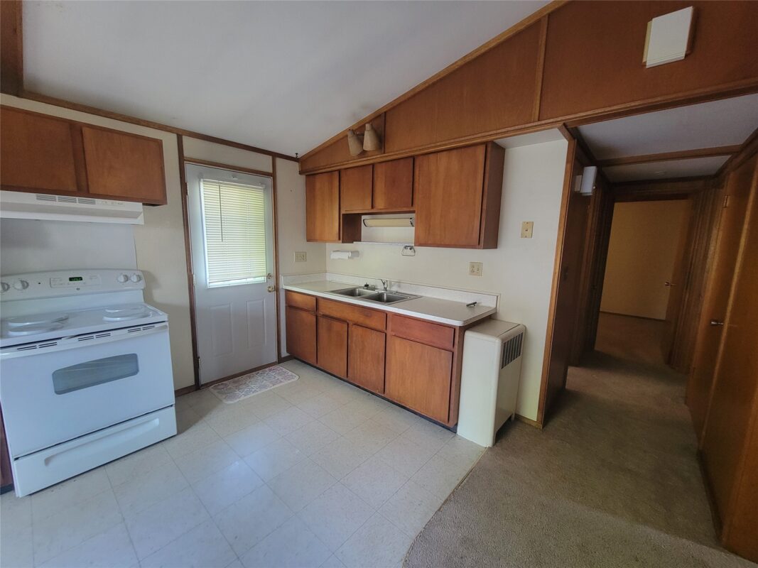 2514/2516 Skeels Avenue, Eau Claire WI 54701 - ResidentialIncome house for sale - MLS #1602313 - image9