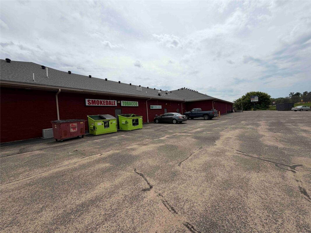2521 Hils Court, Menominee WI 54751 - CommercialLease house for sale - MLS #1602331 - image2