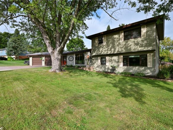28 Pokegema Boulevard, Rice Lake WI 54868 - Residential house for sale - MLS #1598740 - image1