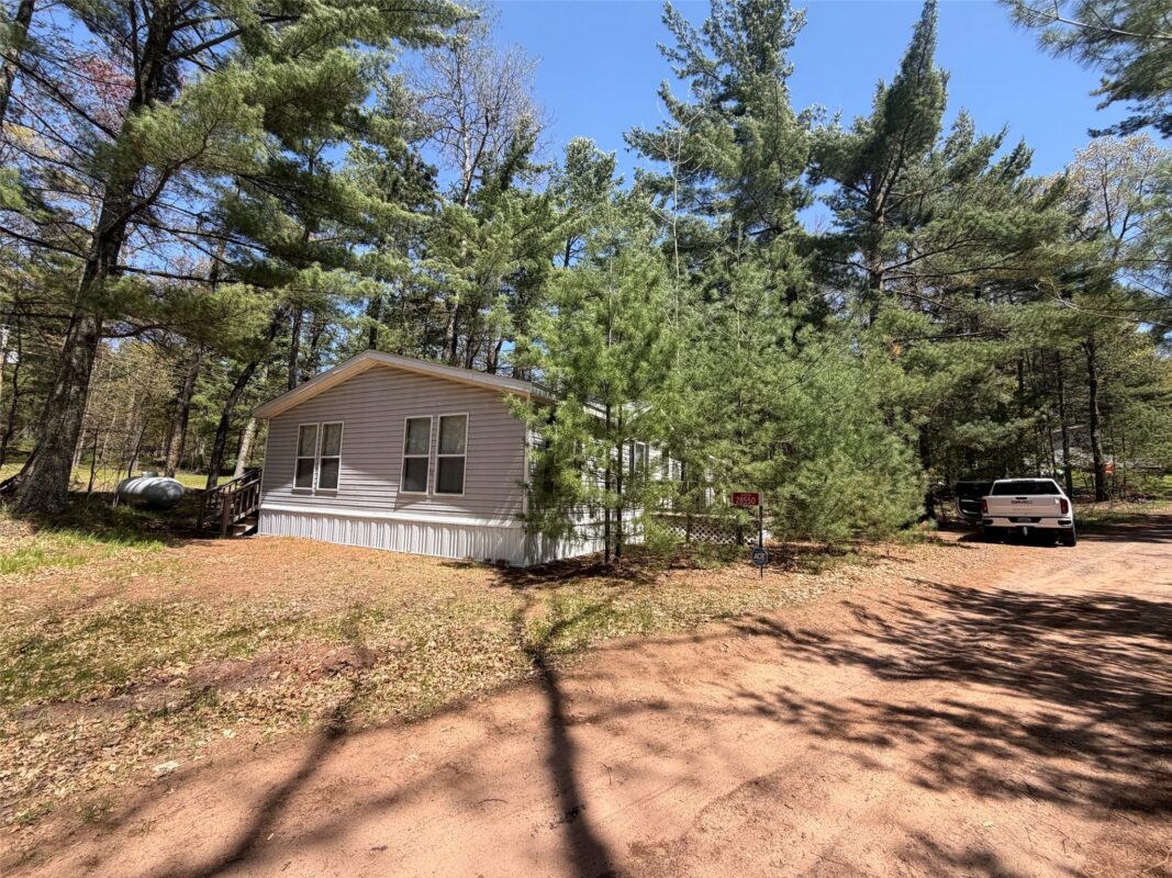 28550 Bonner Lake Road, Danbury WI 54830 - Residential house for sale - MLS #1601353 - image2