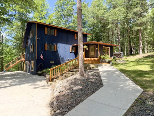 28595 Half Moon Court, Danbury WI 54830 - Residential house for sale - MLS #1598929 - image1