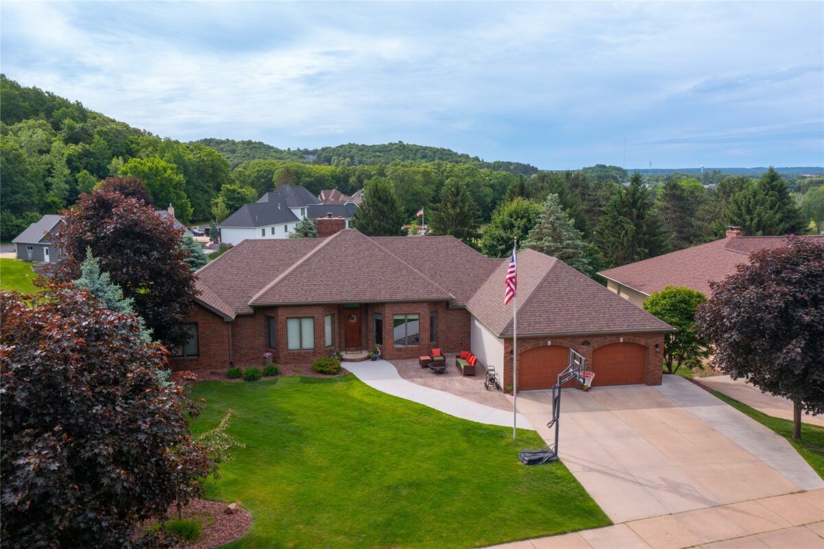 2925 Princeton Avenue, Eau Claire WI 54703 - Residential house for sale - MLS #1601543 - image2