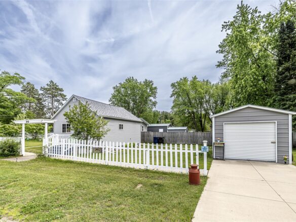 310 3Rd Street Street, Black River Falls WI 54615 - Residential house for sale - MLS #1601671 - image1