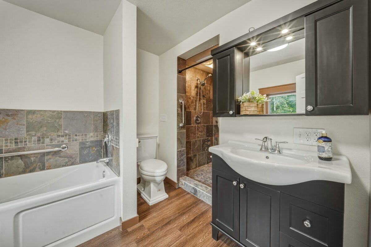 312 Holly Avenue, Elk Mound WI 54739 - Residential house for sale - MLS #1602047 - image16