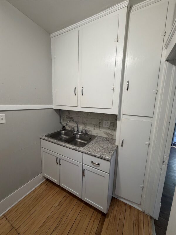 317 Summit Avenue, Eau Claire WI 54701 - ResidentialIncome house for sale - MLS #1600094 - image17