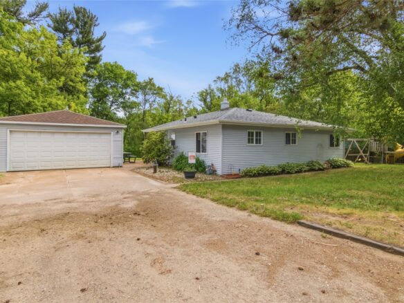 3206 Rosewood Lane, Eau Claire WI 54703 - Residential house for sale - MLS #1601726 - image1