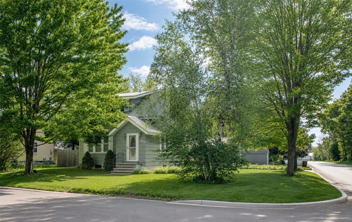 321 Eva Street, Chippewa Falls WI 54729 - Residential house for sale - MLS #1601643 - image2