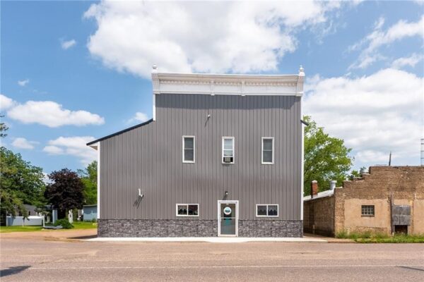 328 N Old 53rd Street  New Auburn WI 54757