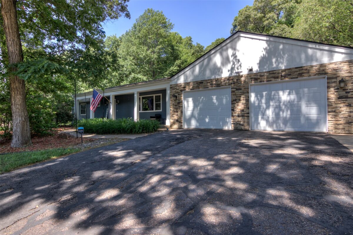 3622 Golf Road, Eau Claire WI 54701 - Residential house for sale - MLS #1602338 - image2
