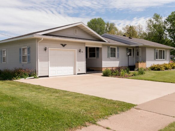 374 Vine Street, Mondovi WI 54755 - Residential house for sale - MLS #1601420 - image1