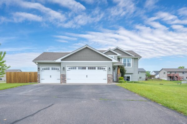 388 Dakota Avenue Roberts WI 54023
