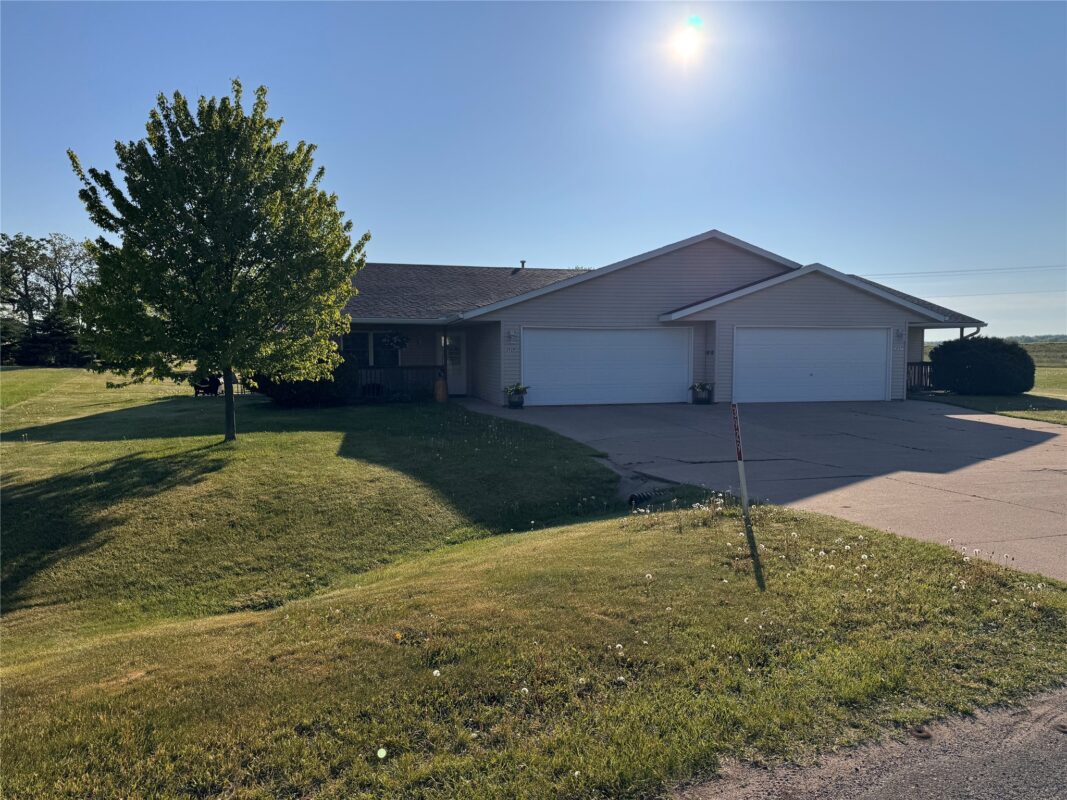 3927-3929 139th Street, Chippewa Falls WI 54729 - ResidentialIncome house for sale - MLS #1601508 - image2