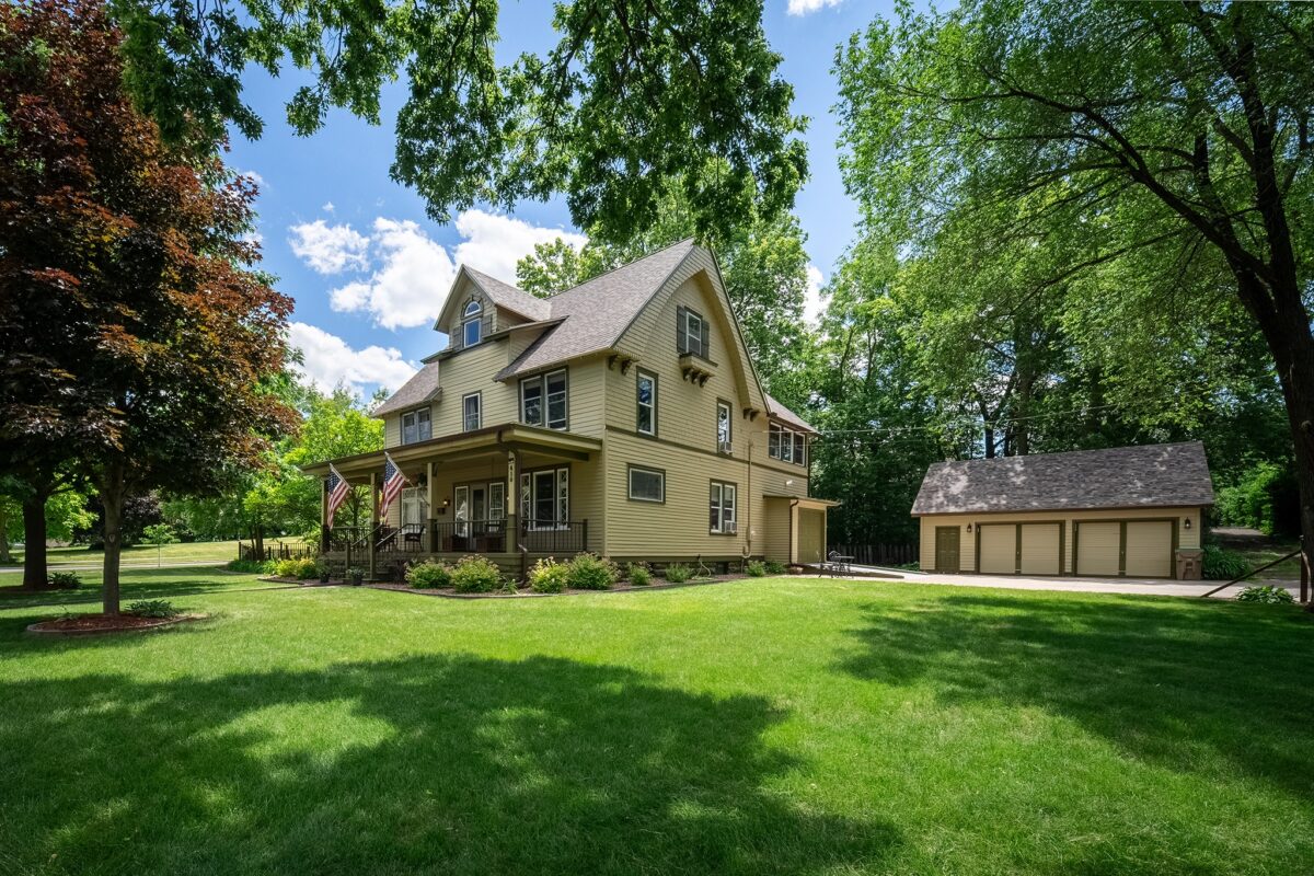 410 Superior Street, Chippewa Falls WI 54729 - Residential house for sale - MLS #1602639 - image2