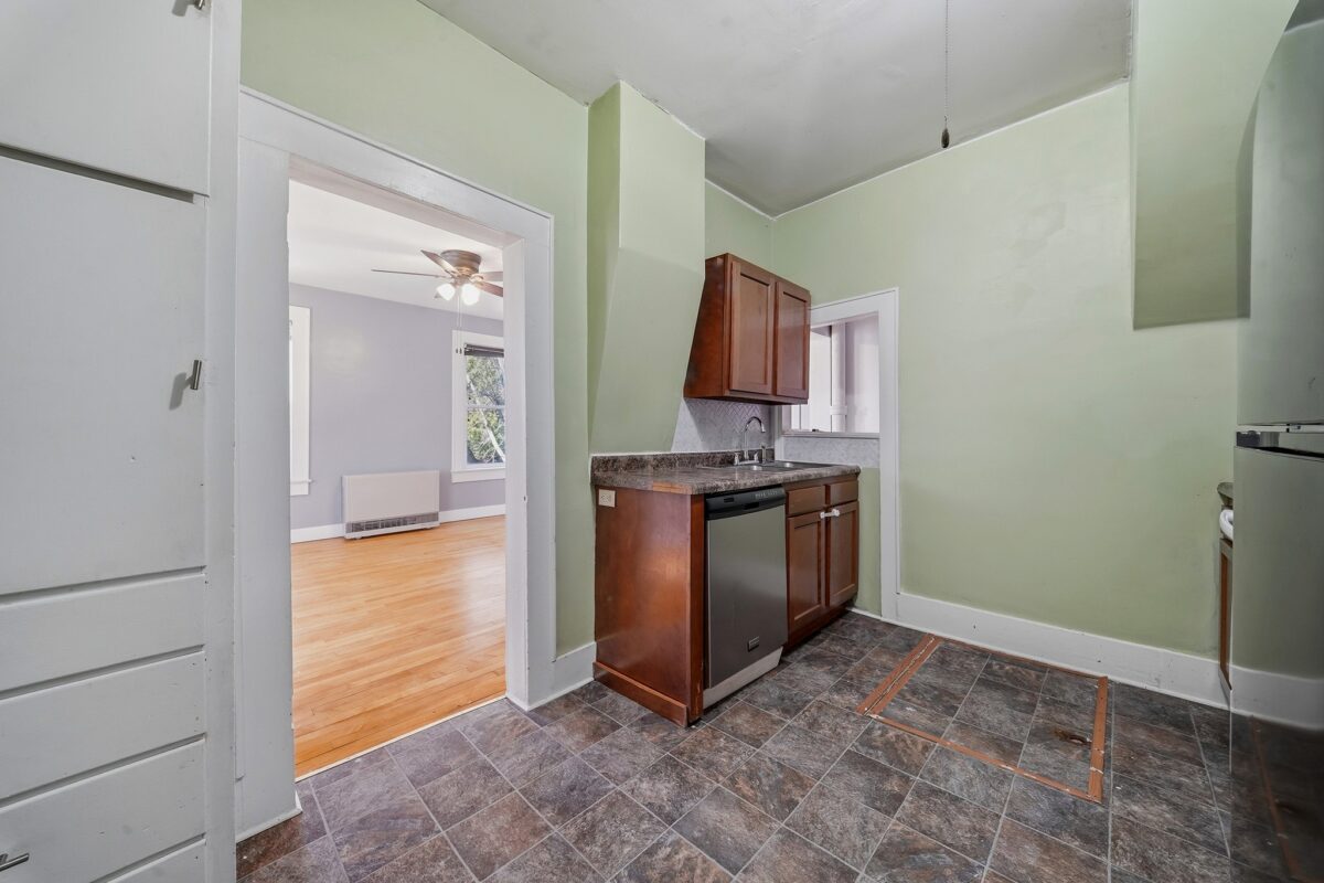 415 Dewey Street, Eau Claire WI 54703 - Residential house for sale - MLS #1600039 - image7