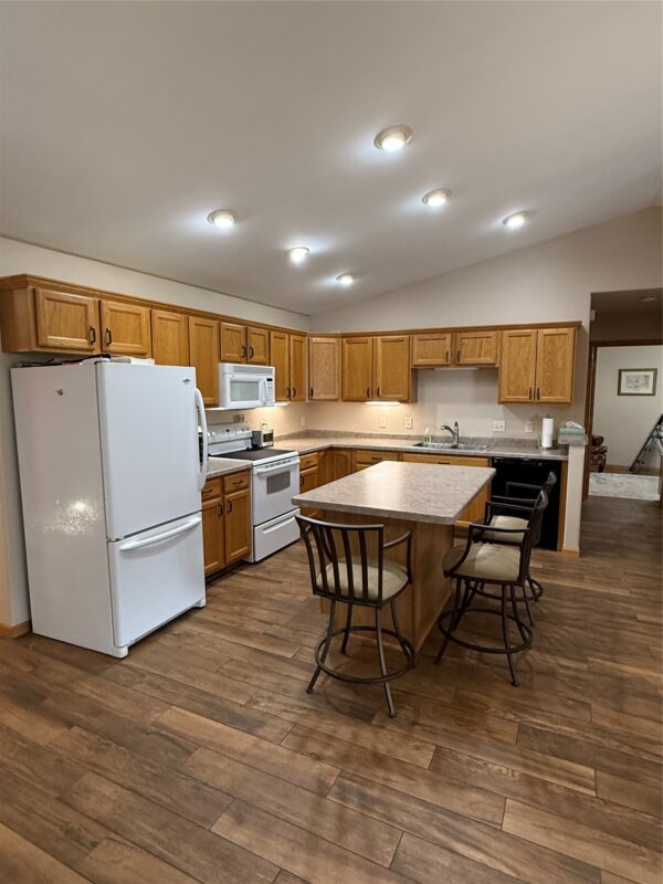 4222 Robin Meadows Lane, Eau Claire WI 54701 - Residential house for sale - MLS #1602428 - image3