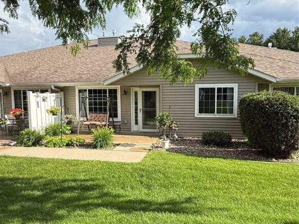 4222 Robin Meadows Lane, Eau Claire WI 54701 - Residential house for sale - MLS #1602428 - image1