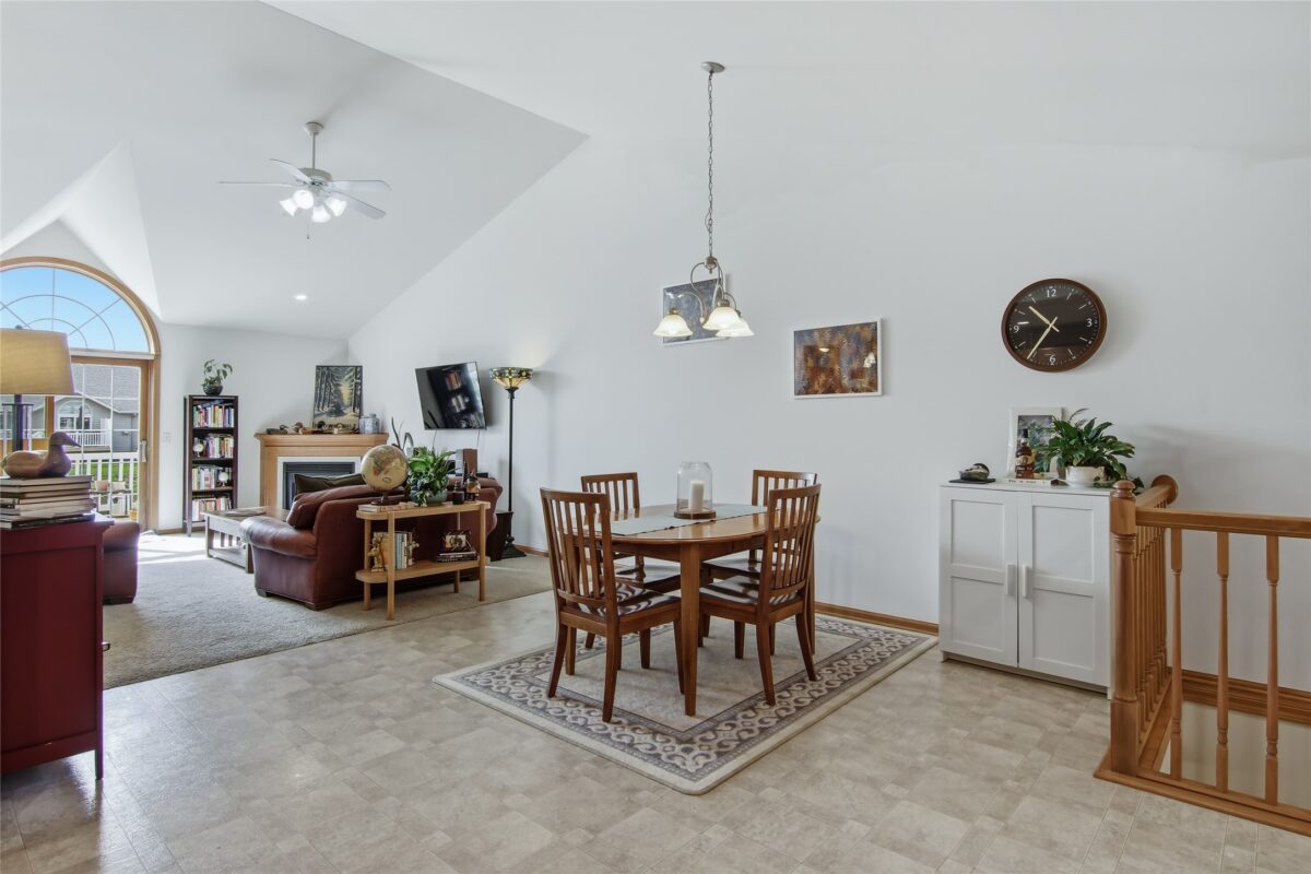 4229 Mill Ridge Circle, Eau Claire WI 54703 - Residential house for sale - MLS #1600823 - image11