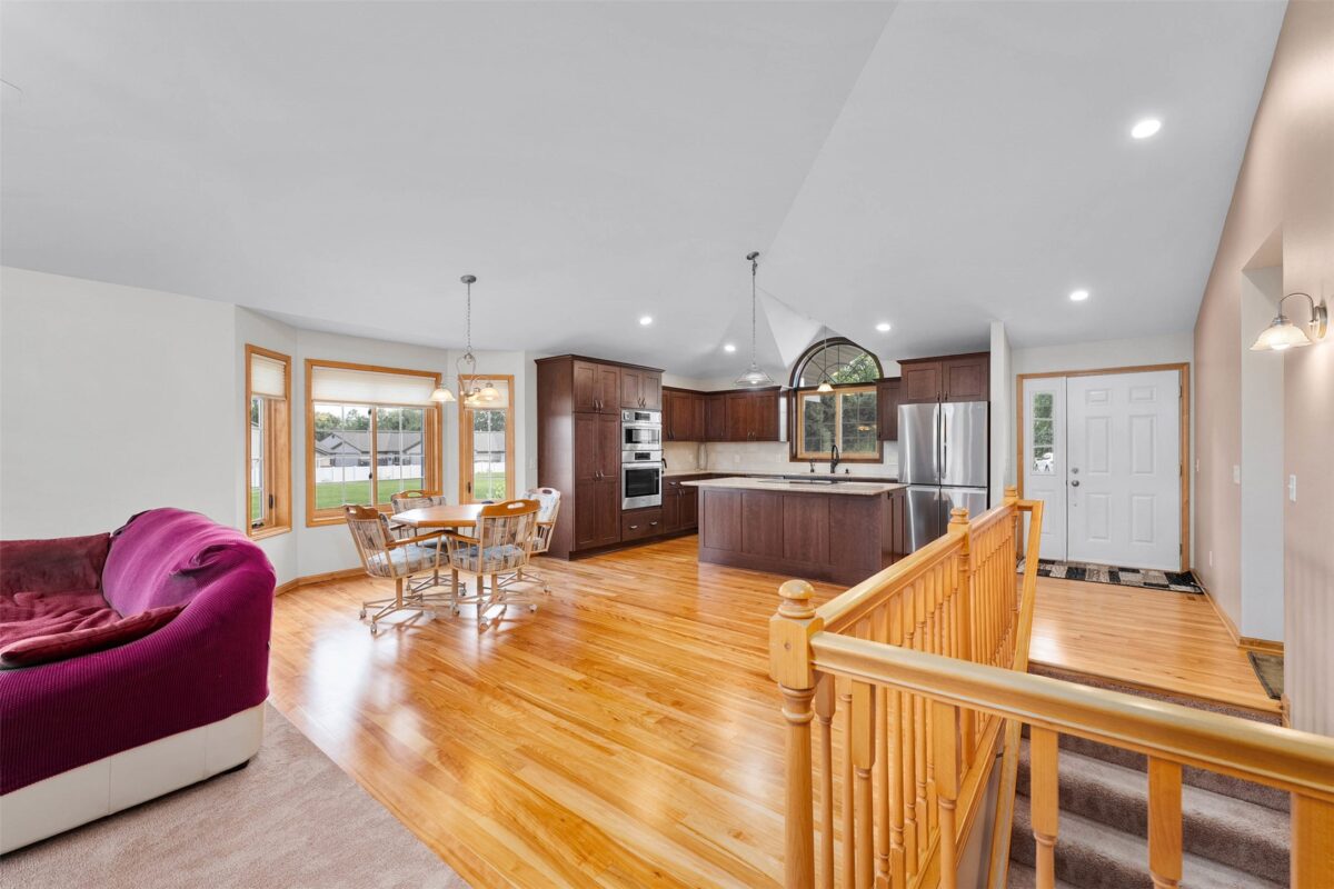 4274 Mill Ridge Circle, Eau Claire WI 54703 - Residential house for sale - MLS #1602413 - image14