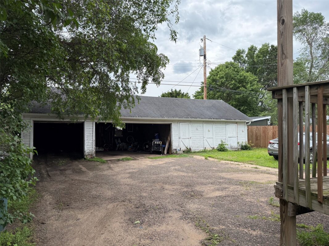 433 Vine Street, Eau Claire WI 54703 - ResidentialIncome house for sale - MLS #1602409 - image14