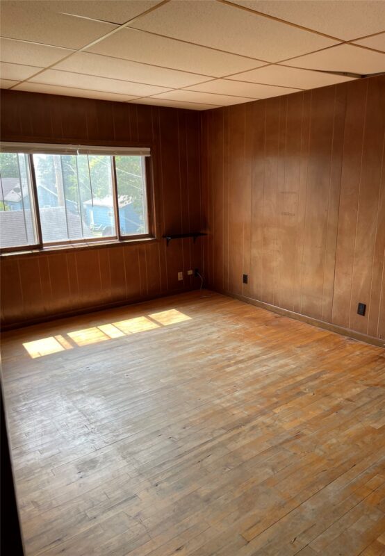 433 Vine Street, Eau Claire WI 54703 - ResidentialIncome house for sale - MLS #1602409 - image10