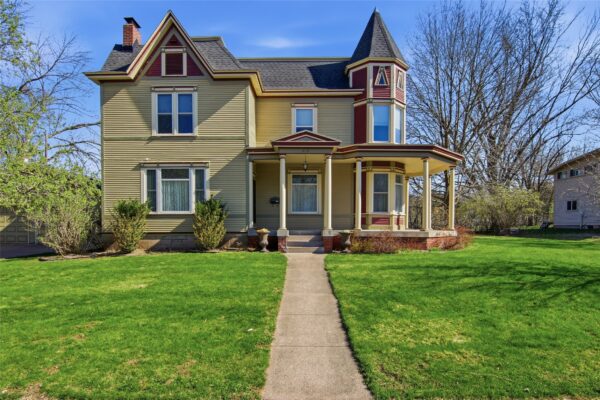 435 Jefferson Street Eau Claire WI 54701
