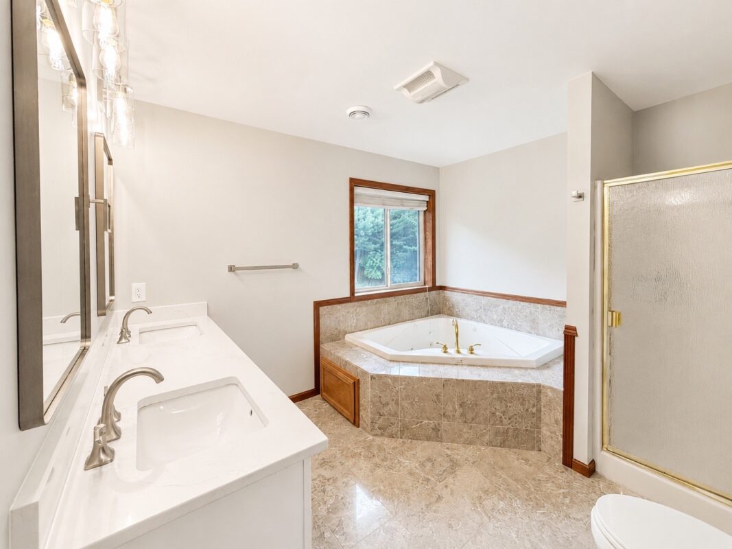 4712 Oakwood Hills Parkway, Eau Claire WI 54701 - Residential house for sale - MLS #1601303 - image22