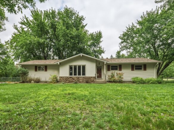5101 Sindelar Drive, Eau Claire WI 54701 - Residential house for sale - MLS #1601159 - image1