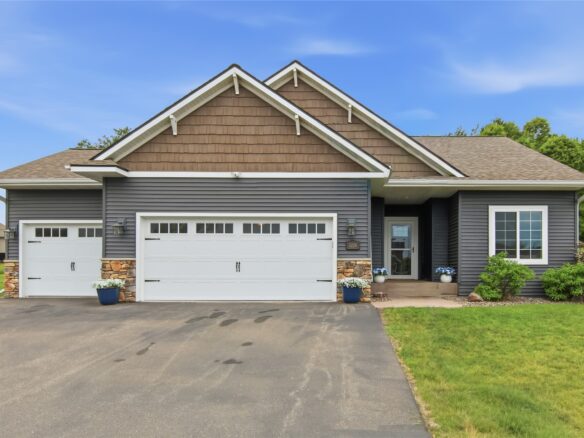 5226 Waylon Street, Eau Claire WI 54703 - Residential house for sale - MLS #1601737 - image1