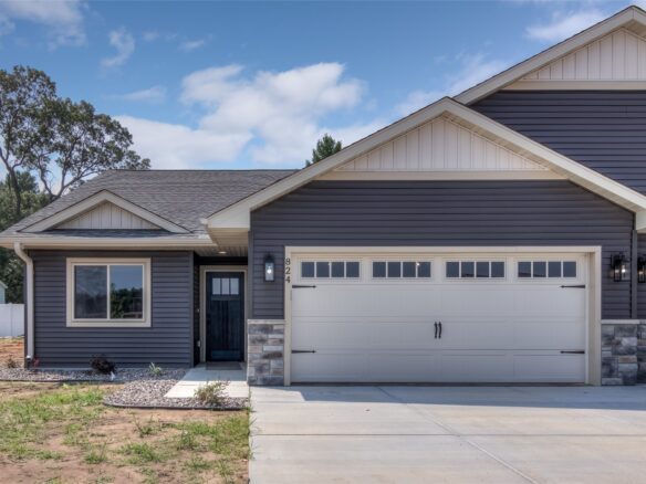 5610 Moss Trail, Eau Claire WI 54703 - Residential house for sale - MLS #1602039 - image1